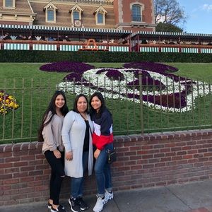 Meet your Posher, Stephanie